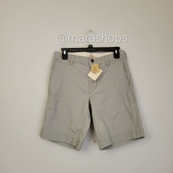 Faherty Island Life Shorts - Picture 2 of 7